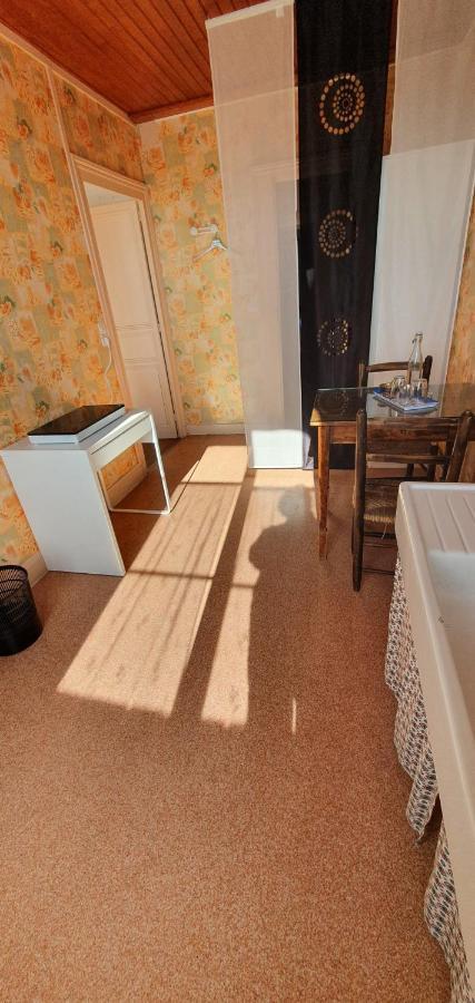 Joyeux Reveil Bed and Breakfast Courseulles-sur-Mer Εξωτερικό φωτογραφία