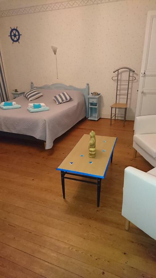Joyeux Reveil Bed and Breakfast Courseulles-sur-Mer Εξωτερικό φωτογραφία
